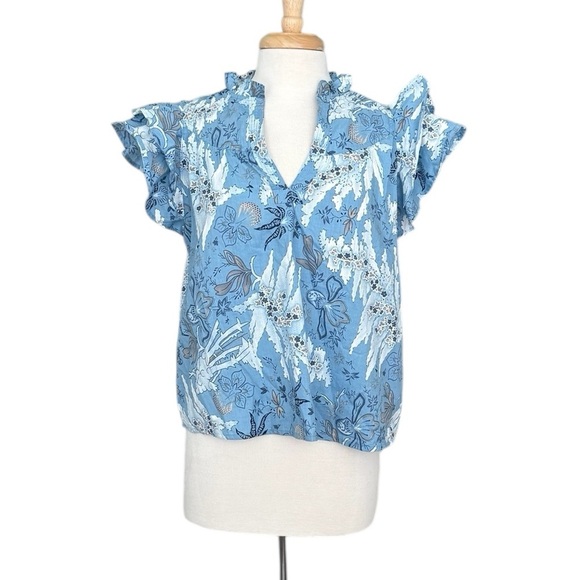 Jennifer & Grace Tops - Jennifer & Grace Ruffled Floral Tie Front Blue and White Blouse Size Large